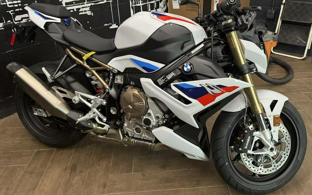 2024 BMW S1000R