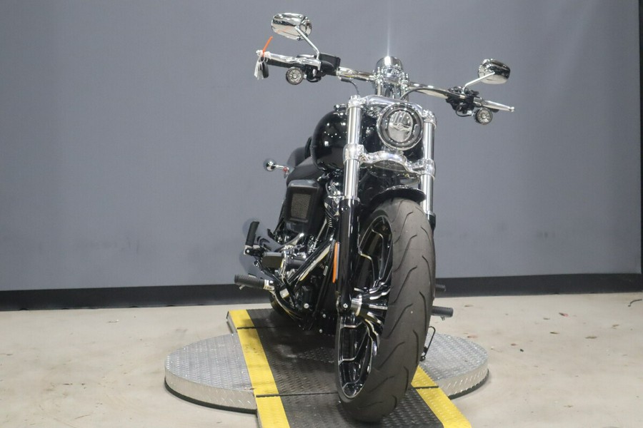 2025 Harley-Davidson Breakout