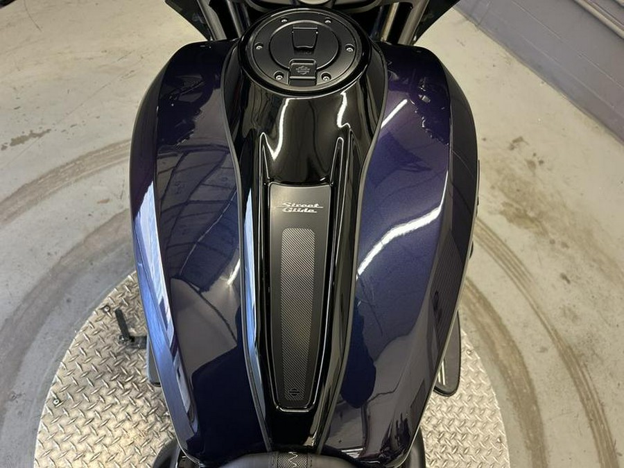 2025 Harley-Davidson® FLHX - Street Glide®