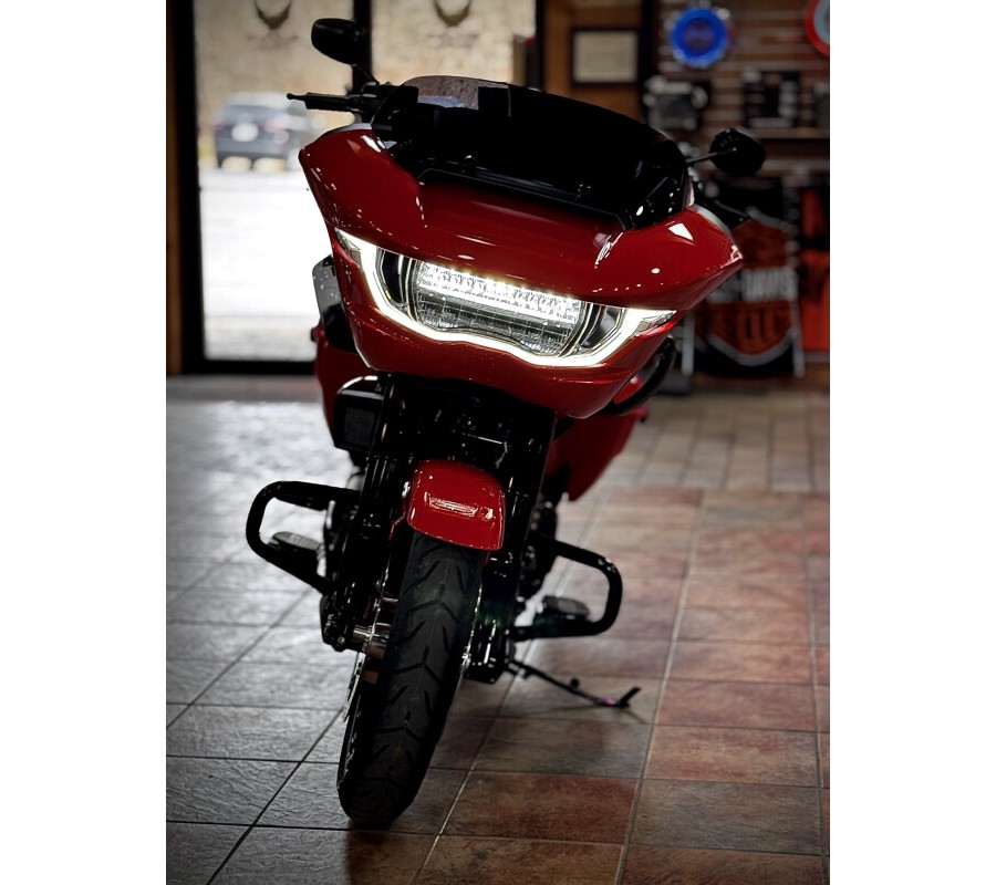 2026 Harley-Davidson® Road Glide® Blood Orange Black Trim