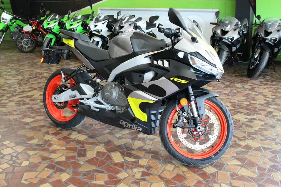 2027 Aprilia RS 457 Arsenic Yellow - T6004392