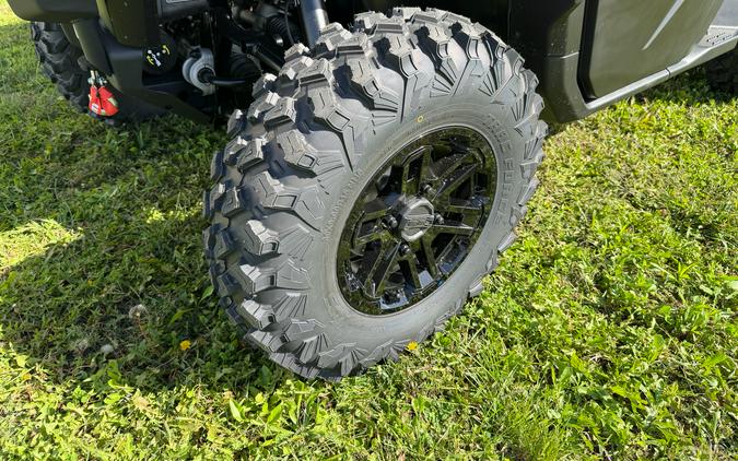 2026 Can-Am Defender Limited HD11