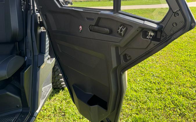 2026 Can-Am Defender Limited HD11