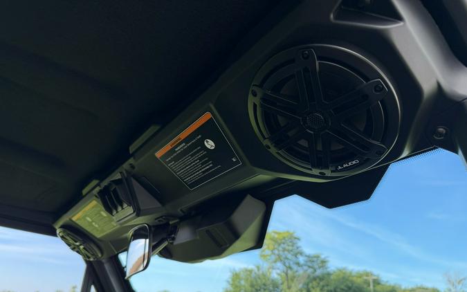 2026 Can-Am Defender Limited HD11