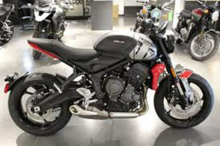 2023 Triumph Trident 660 Silver Ice Diablo Red