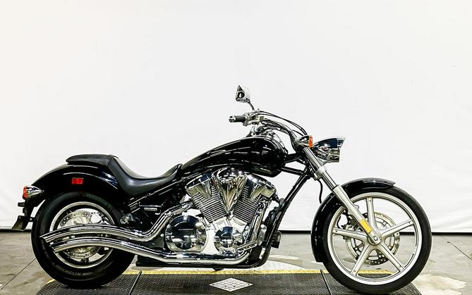 2010 Honda® Sabre (VT1300CS)