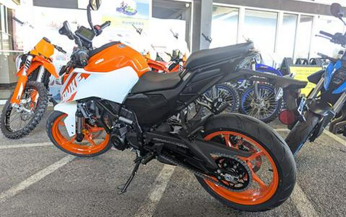 2024 KTM 250 Duke