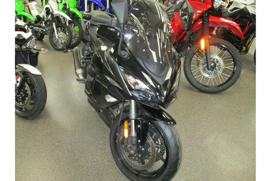 2021 Kawasaki ZX1002KMFNL