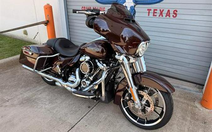 2022 Harley-Davidson Street Glide®