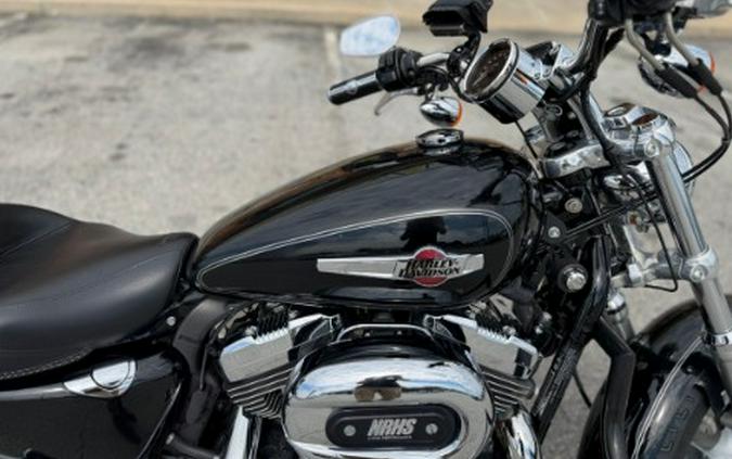 2011 Harley-Davidson Sportster® 1200 Custom