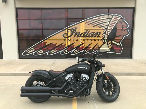 2021 Indian Scout Bobber Sixty Review [Urban Motorcycle Test]