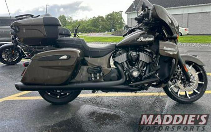 2023 Indian Motorcycle Roadmaster® Dark Horse®