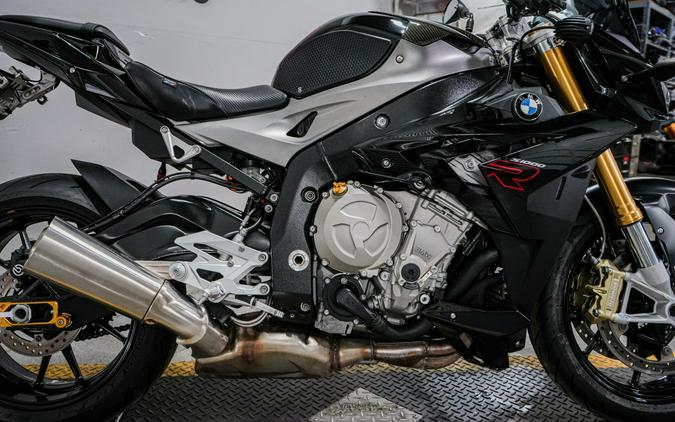 2016 BMW S 1000 R