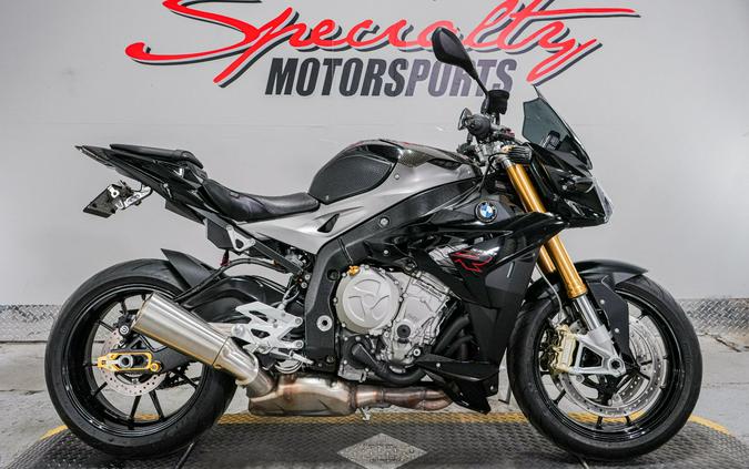 2016 BMW S 1000 R