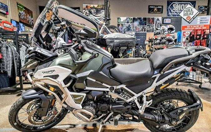 2023 Triumph Tiger 1200 Rally Explorer Matte Khaki Green