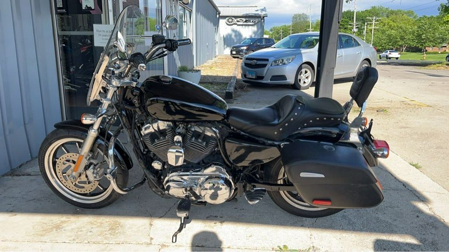 2014 Harley-Davidson Sportster® 1200 Custom