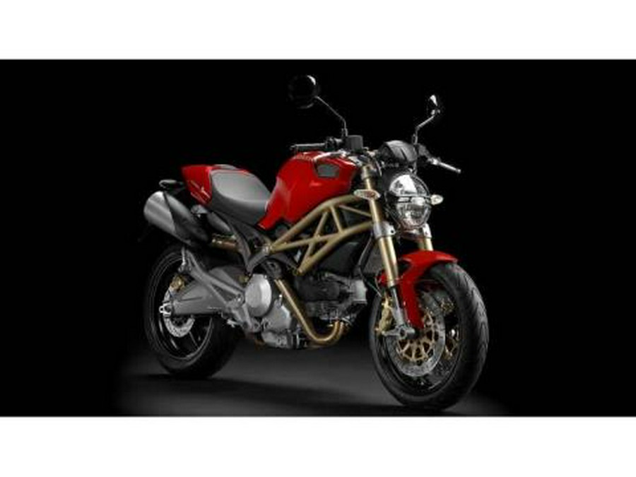 2014 Ducati Monster 696