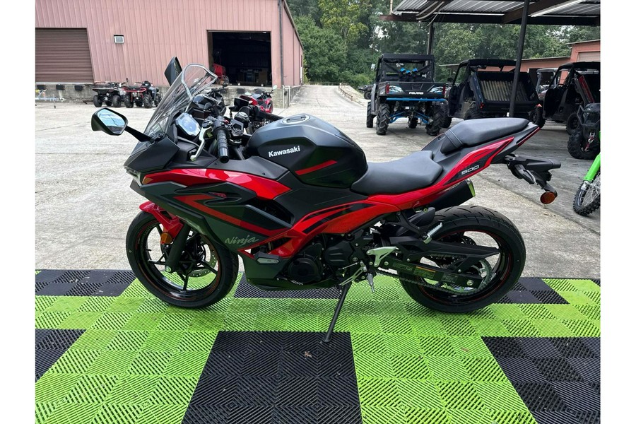 2025 Kawasaki Ninja 500 SE ABS