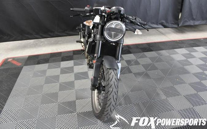 2022 Husqvarna® Svartpilen 401