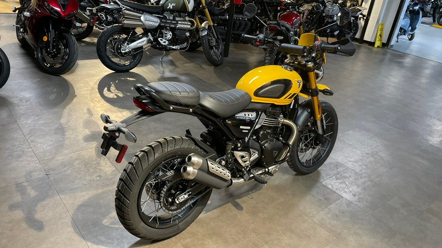 2026 Triumph Scrambler 400 XC