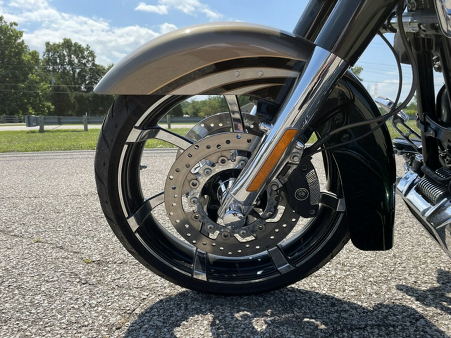2013 Harley-Davidson FLTRXSE2 CVO Road Glide Custom