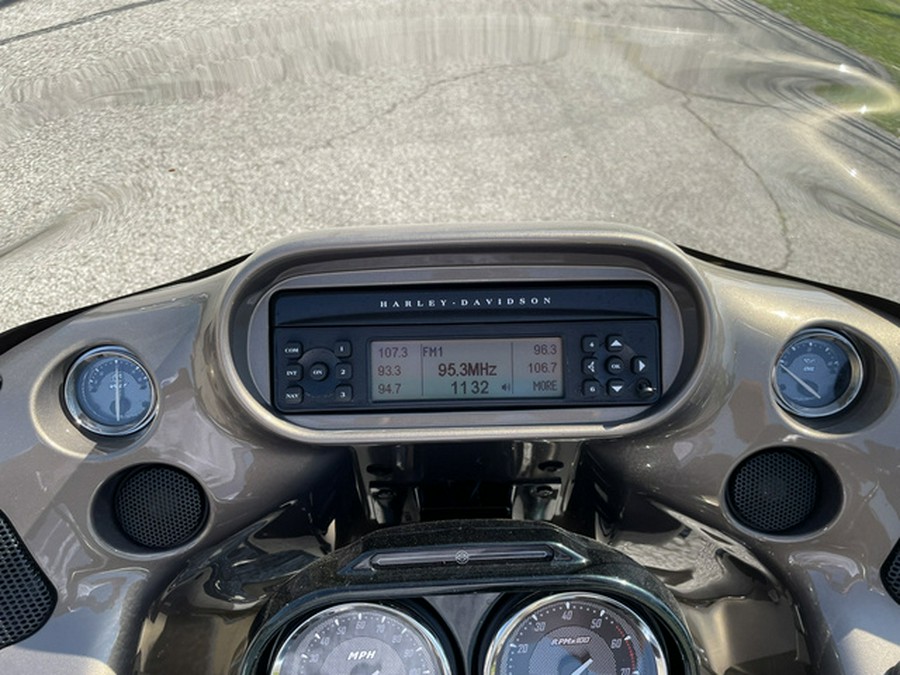 2013 Harley-Davidson FLTRXSE2 CVO Road Glide Custom