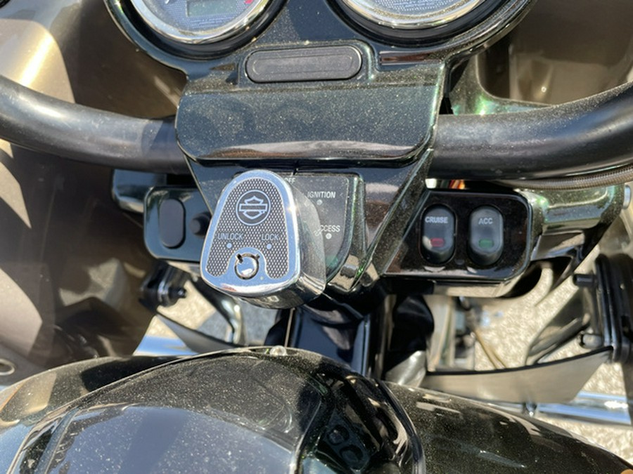 2013 Harley-Davidson FLTRXSE2 CVO Road Glide Custom