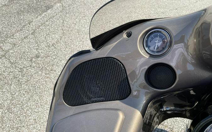 2013 Harley-Davidson FLTRXSE2 CVO Road Glide Custom