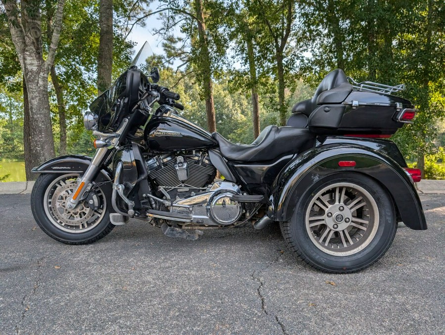 FLHTCUTG 2019 Tri Glide® Ultra