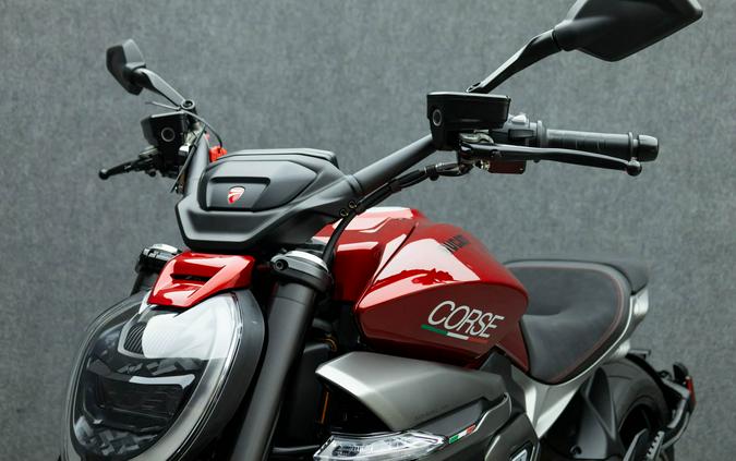 2026 DUCATI XDIAVEL V4