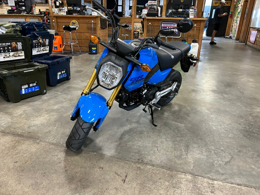 2025 HONDA Grom