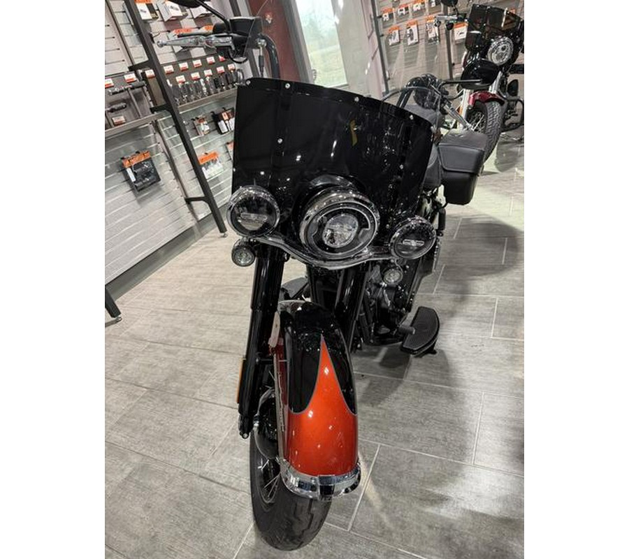 2025 Harley-Davidson® FLHC - Heritage Classic