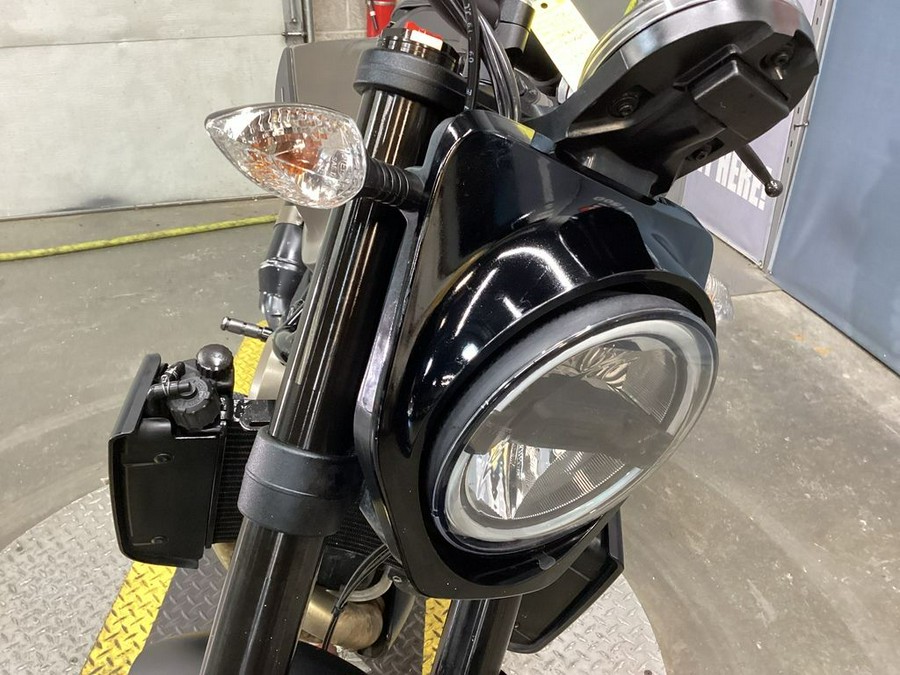 2020 Husqvarna® Svartpilen 701