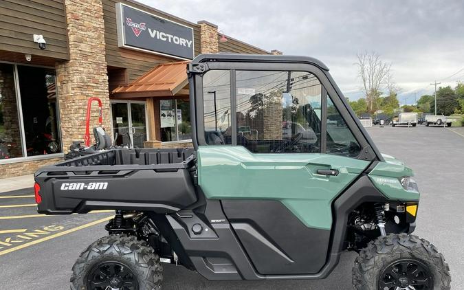 2026 Can-Am® Defender DPS CAB HD10