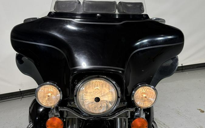 2010 Harley-Davidson® Electra Glide® Ultra Classic® Vivid Black