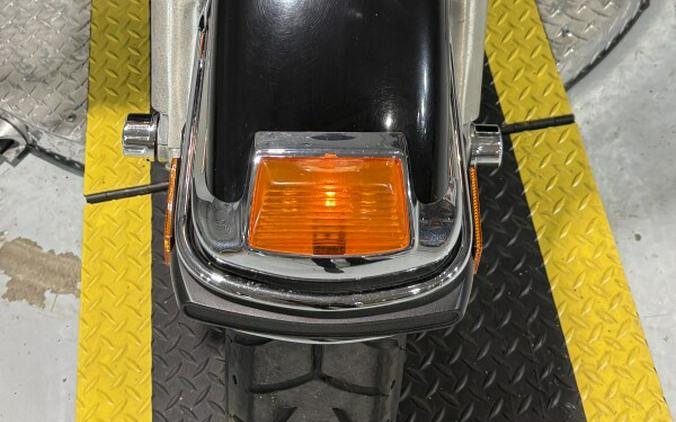 2010 Harley-Davidson® Electra Glide® Ultra Classic® Vivid Black