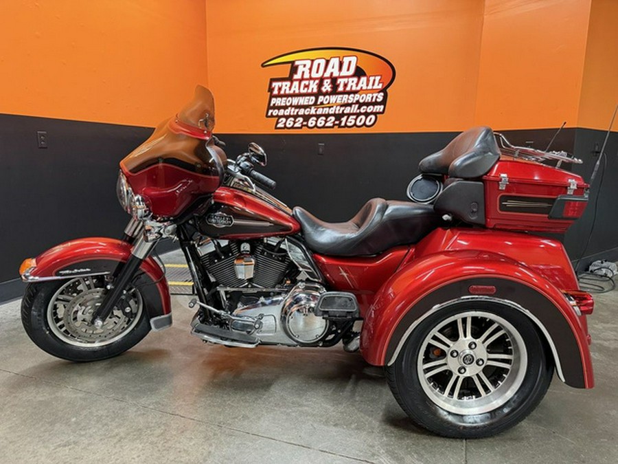 2012 Harley-Davidson Trike FLHTCUTG - Tri Glide Ultra Classic