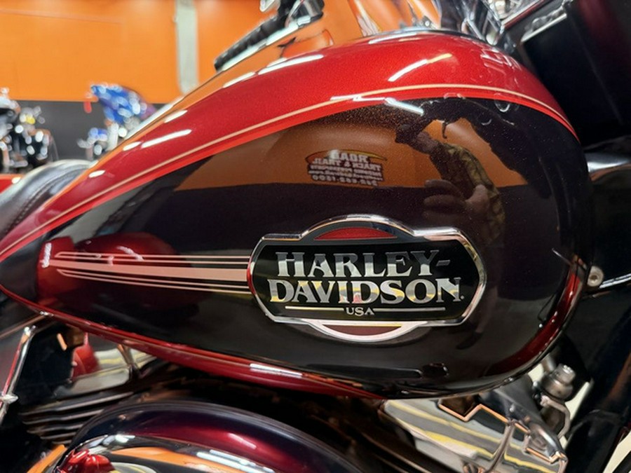 2012 Harley-Davidson Trike FLHTCUTG - Tri Glide Ultra Classic