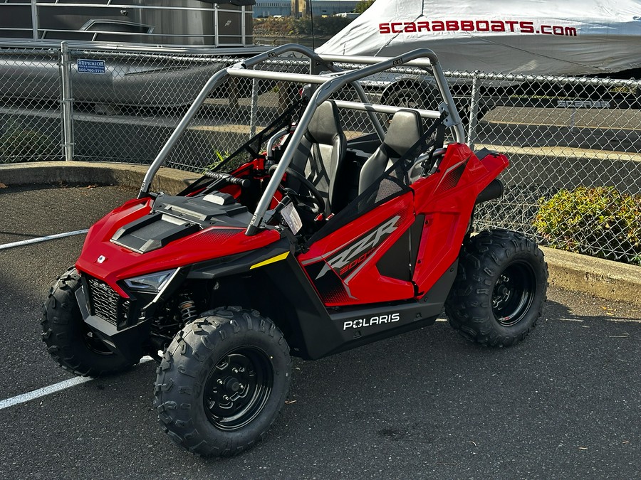 2026 Polaris RZR 200 EFI