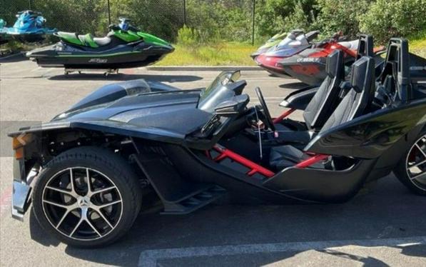 2016 Polaris Slingshot® Reverse Trike SL LE