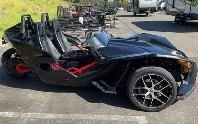 2016 Polaris Slingshot® Reverse Trike SL LE