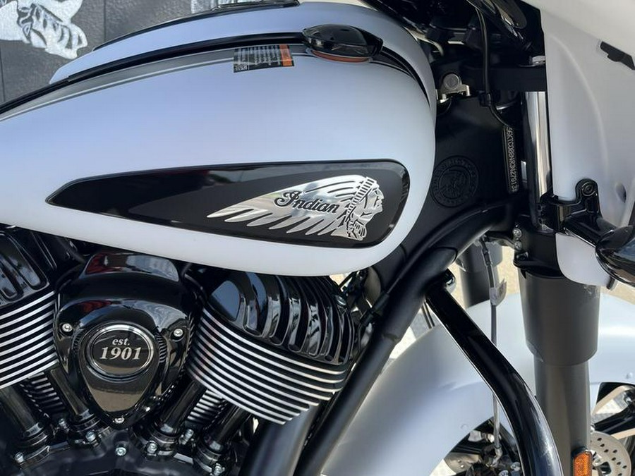 2024 Indian Motorcycle® Chieftain® Dark Horse® Ghost White Metallic Smoke