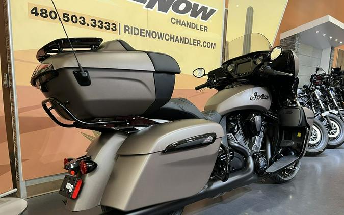 2025 Indian Motorcycle® Roadmaster® PowerPlus Dark Horse® Nara Bronze Smoke