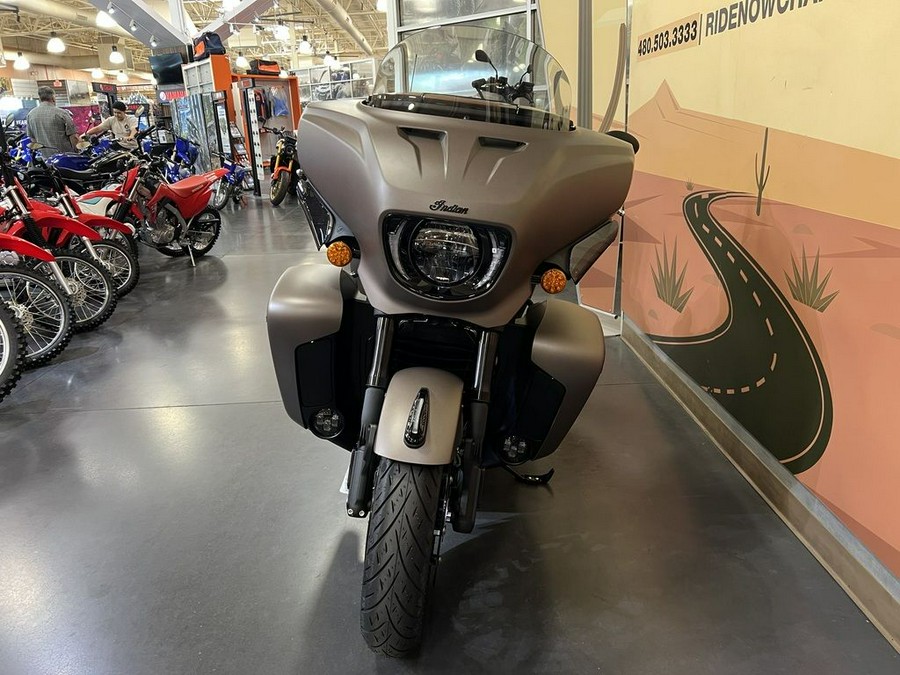 2025 Indian Motorcycle® Roadmaster® PowerPlus Dark Horse® Nara Bronze Smoke