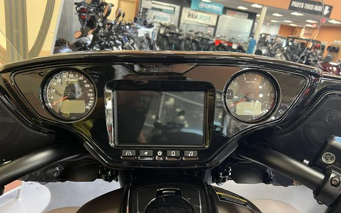 2025 Indian Motorcycle® Roadmaster® PowerPlus Dark Horse® Nara Bronze Smoke