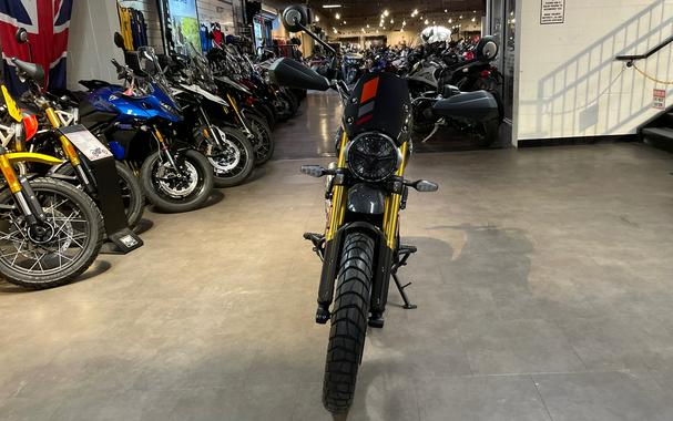 2026 Triumph Scrambler 400 XC