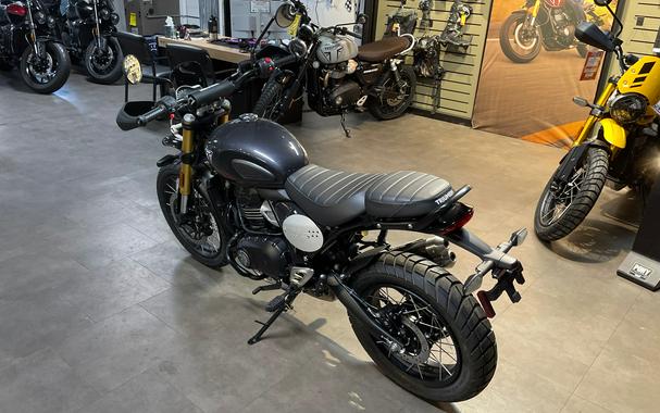 2026 Triumph Scrambler 400 XC