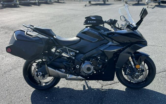2022 Suzuki GSX-S 1000GT+