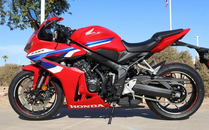 2026 Honda CBR650R E-Clutch