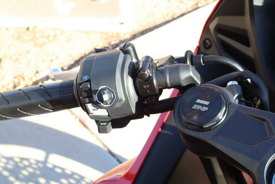2026 Honda CBR650R E-Clutch